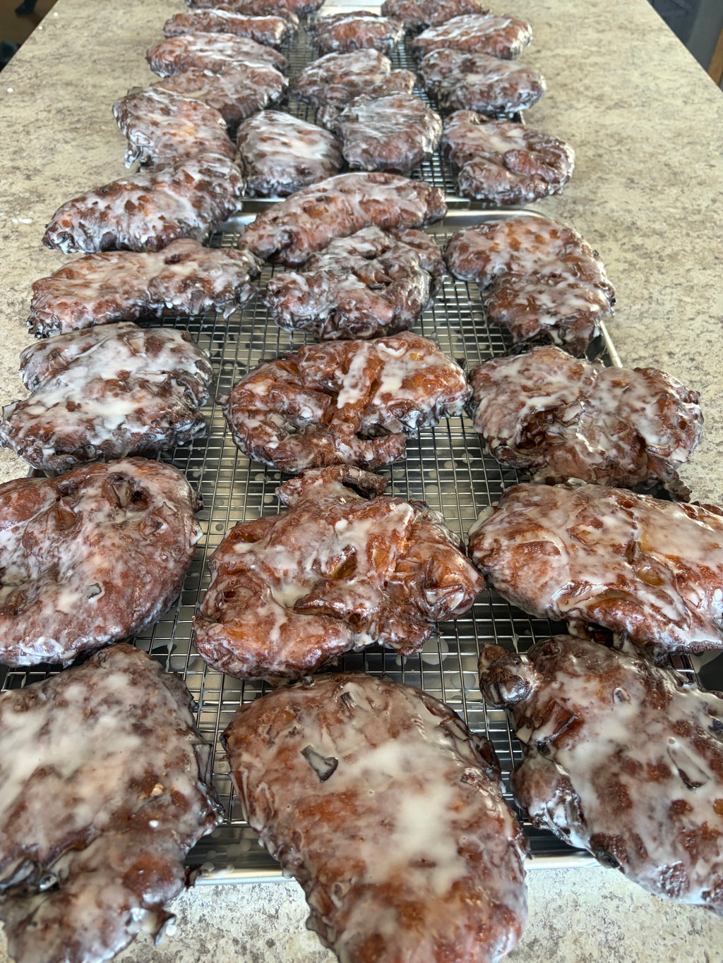 Apple Fritter (3 minimum/order)