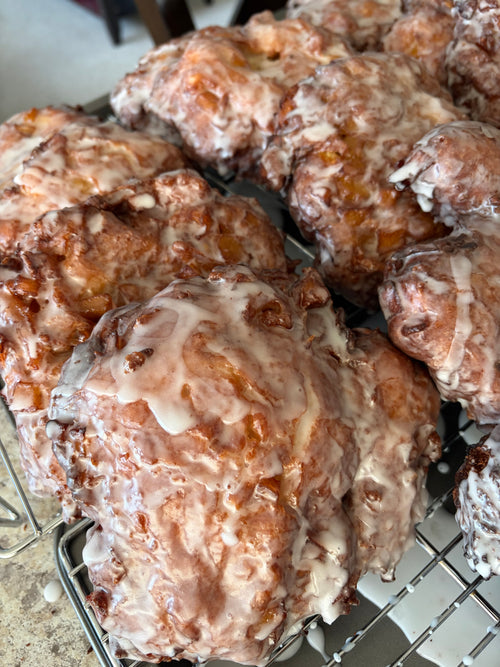 Apple Fritter (3 minimum/order)